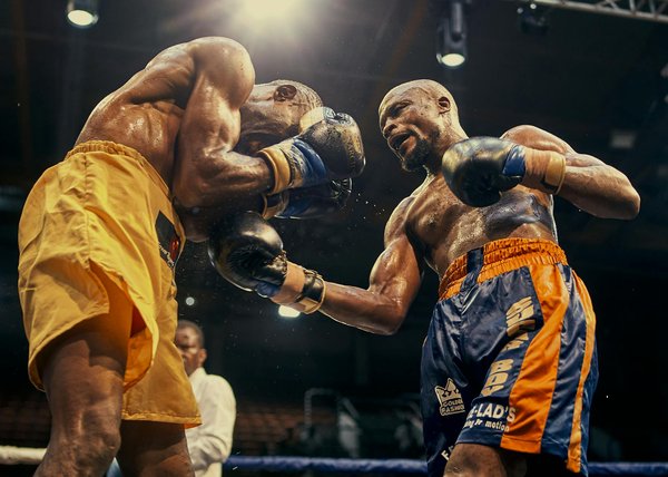 What are the legal implications for UK basketball players transferring clubs?